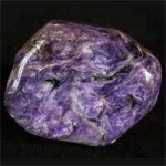 pietra viola charoite