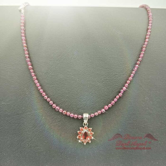 Collana di granato rosso 2663